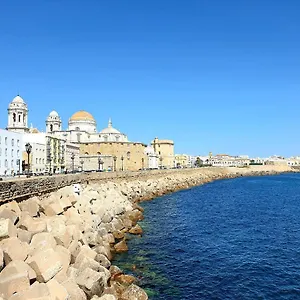 https://sherryflat-cdiz.es-andalucia.com