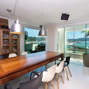 https://cobertura-de-luxo-na-praia-de-bombinhas-sc.santa-catarina-brasil.com