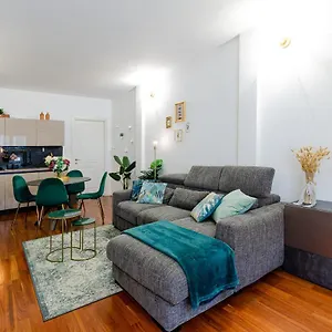 https://easy-loft-porta-romana-fondazione-prada.italymilanhotels.net