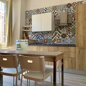 Casa Minerva A Testaccio Roma