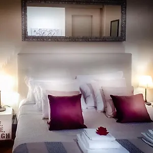 Casina Tiberina Roma