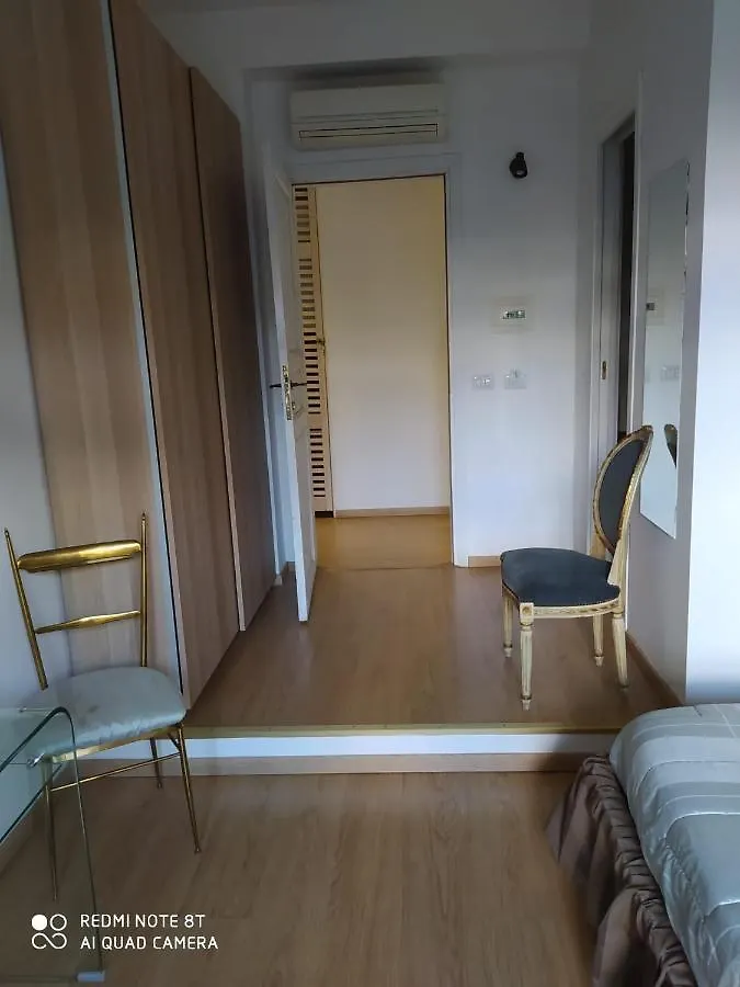Vanity Apartment - 4 Bedrooms With 4 Bathrooms - Ac & Wifi Rome Italy